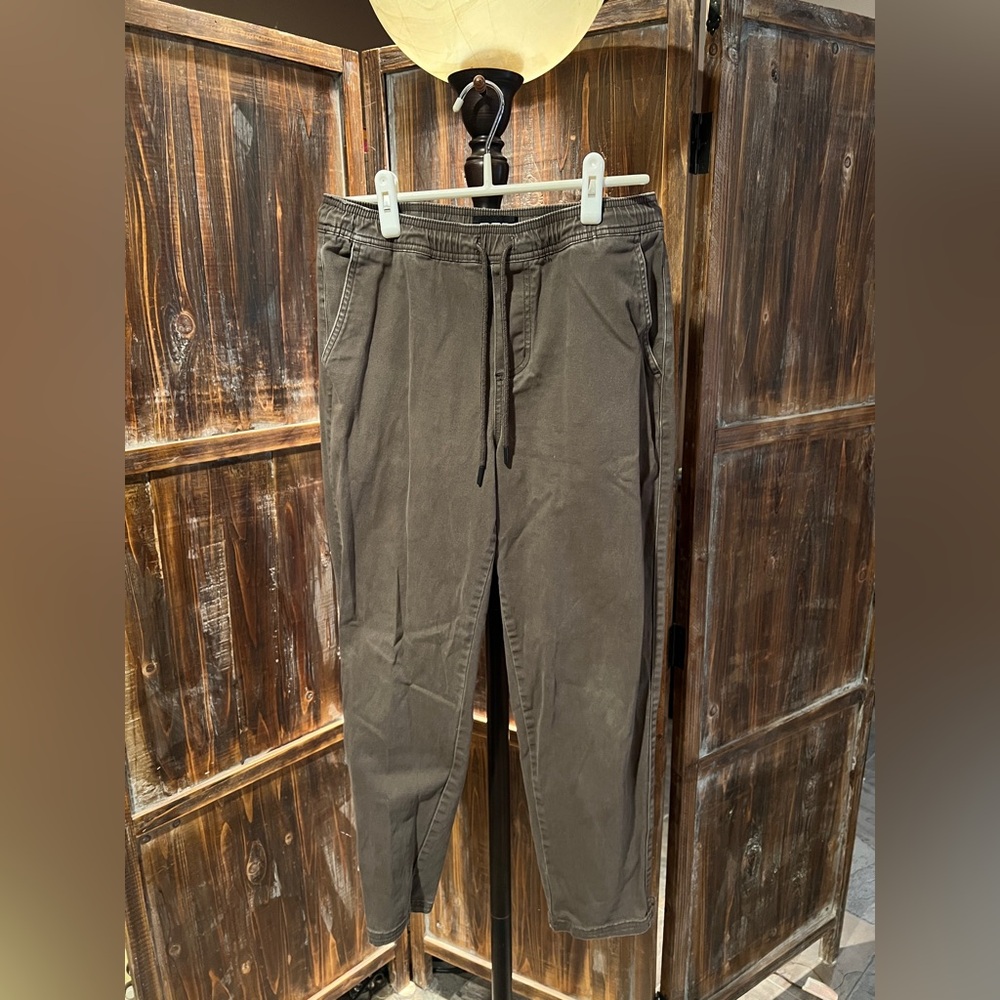 RSQ Pull On Pant, Medium, Brown, elastic waist band, tapered fit